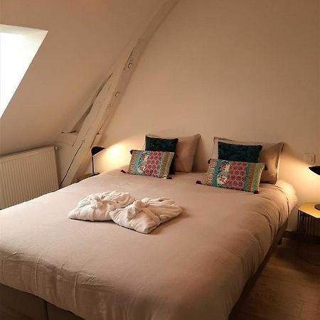 Le Feneau Maison D'Hotes Creuzier-le-Neuf Zewnętrze zdjęcie