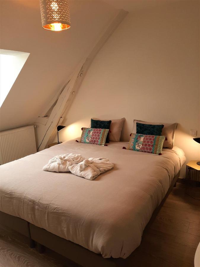 Le Feneau Maison D'Hotes Creuzier-le-Neuf Zewnętrze zdjęcie